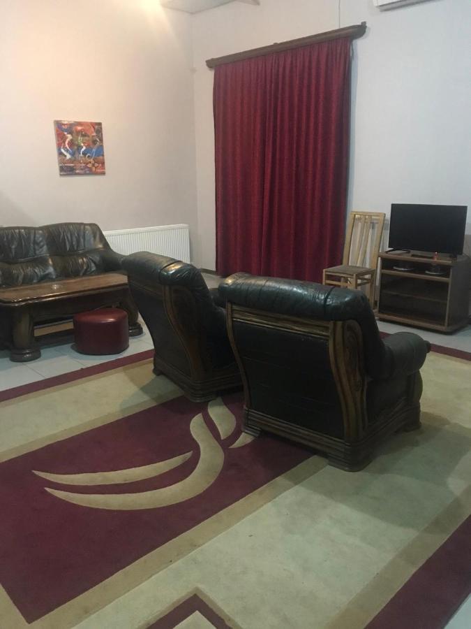 Hotel Era Tbilisi Luaran gambar