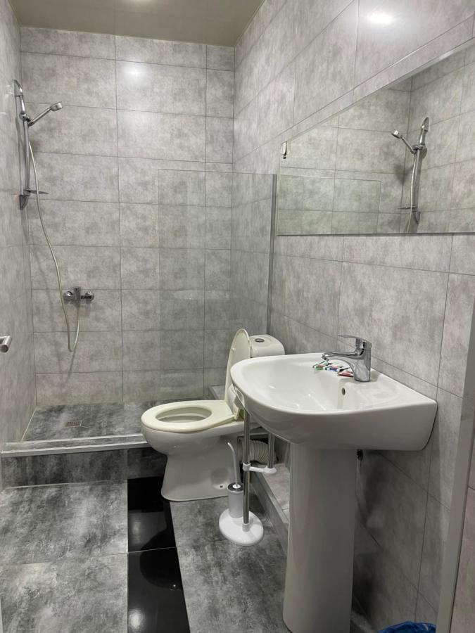 Hotel Era Tbilisi Luaran gambar
